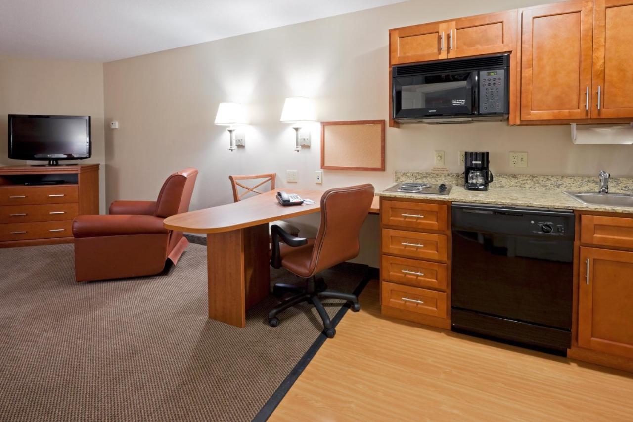 Candlewood Williamsport By Ihg Exterior photo